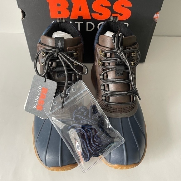 NIB Bass Outdoor Field Duck Women’s Mid Waterproof Hiking Boots - Picture 5 of 9